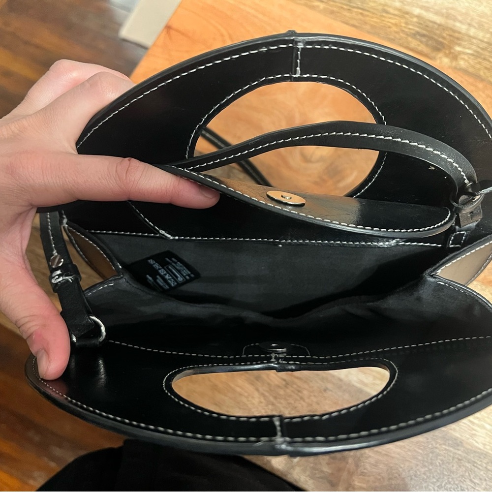 & Other Stories Black Leather Bag - Picture 2 of 4